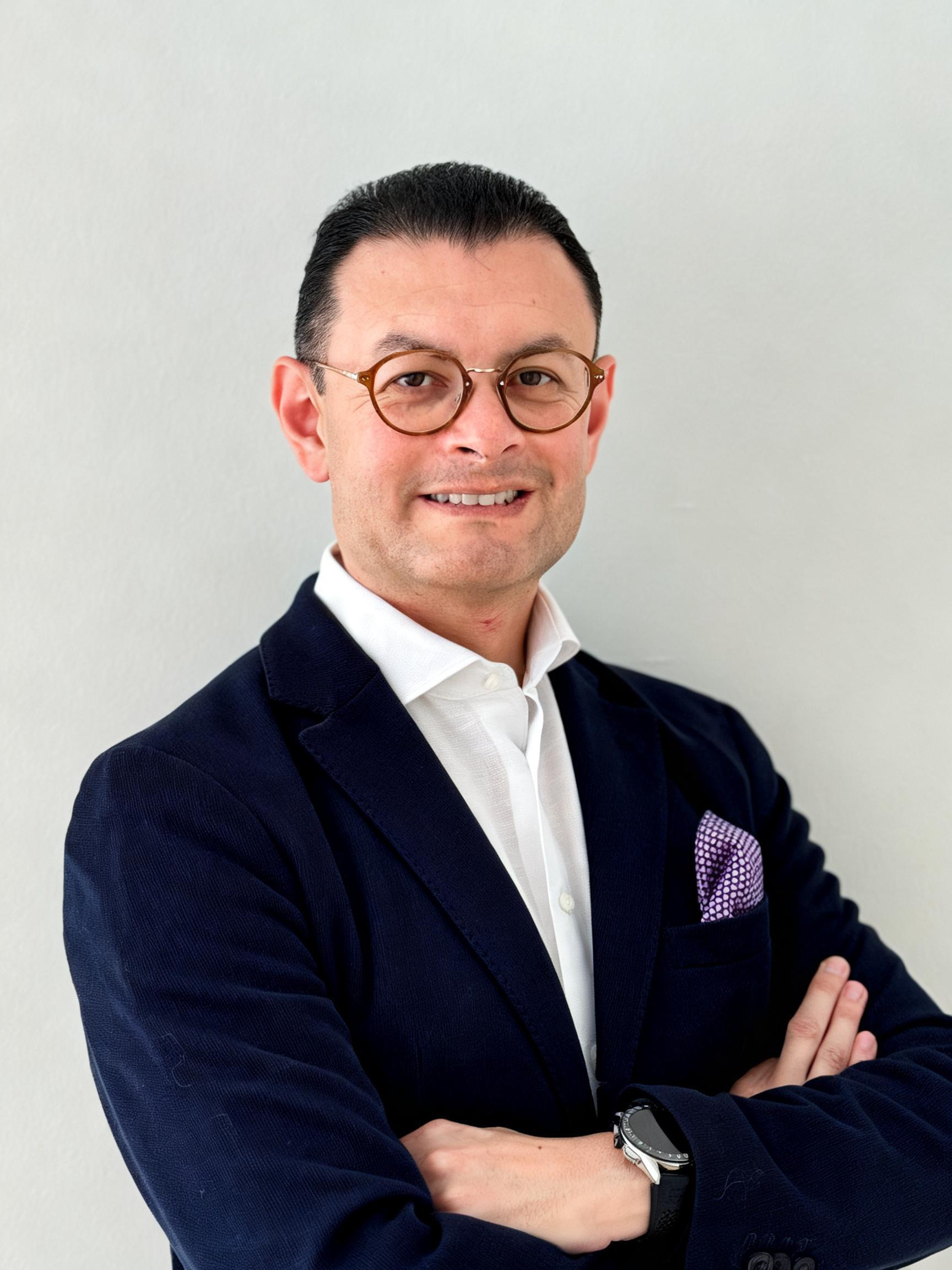 Andrés Neira
